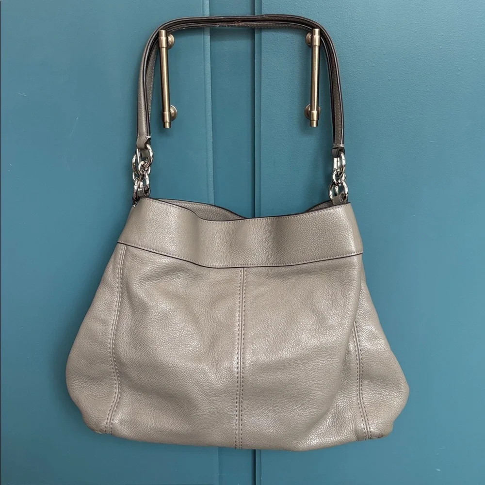 COACH Lexy Fog (Gray) Pebble Leather 3 Compartment Shoulder Bag #F27593 - Picture 2 of 16